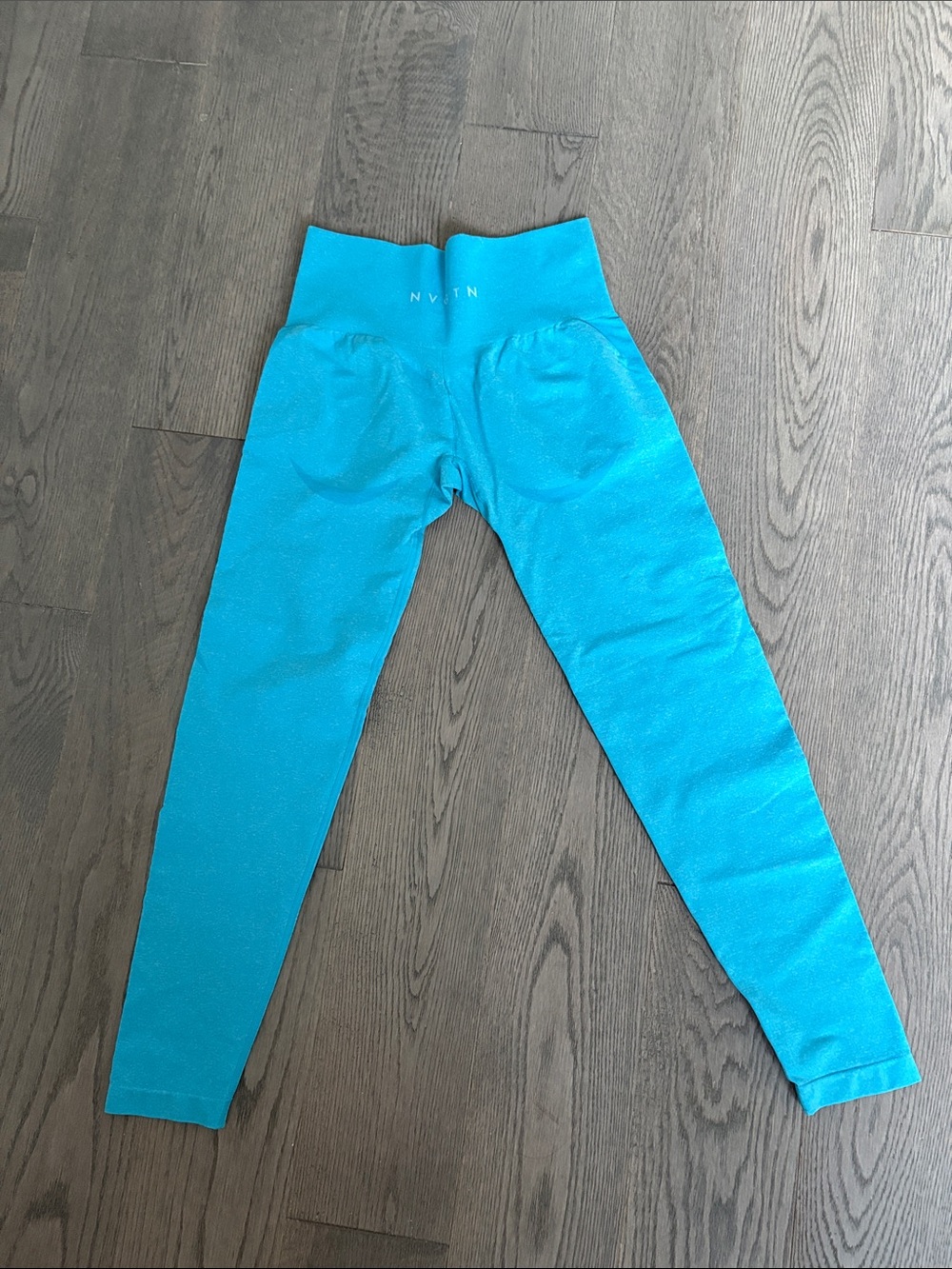NVGTN Leggings mint condition size medium
